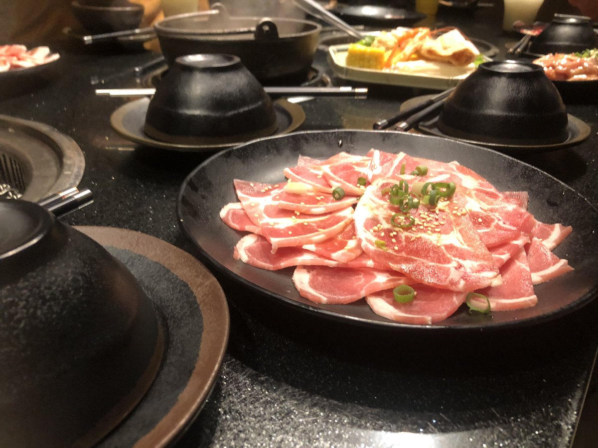 久違的烤肉烤起來～～

#中秋快樂 https://t.co/REOp4cShxx