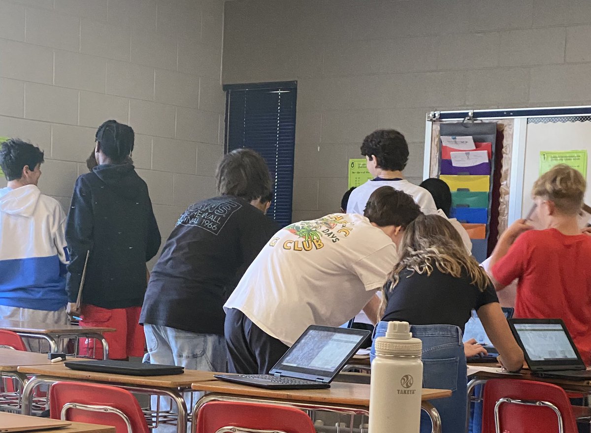TiannaSAnthony's tweet image. I’m excited to see Algebra students up and moving in a collaborative activity.  #LearningISLoud but not really.  #LearningISMessy so make them clean up afterward.  @Chriswan2013 @DrCVanderLinden @KSalonish