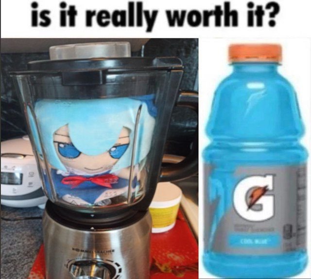 fumogameing's tweet photo. happy cirno day https://t.co/q4iiPckEIl
