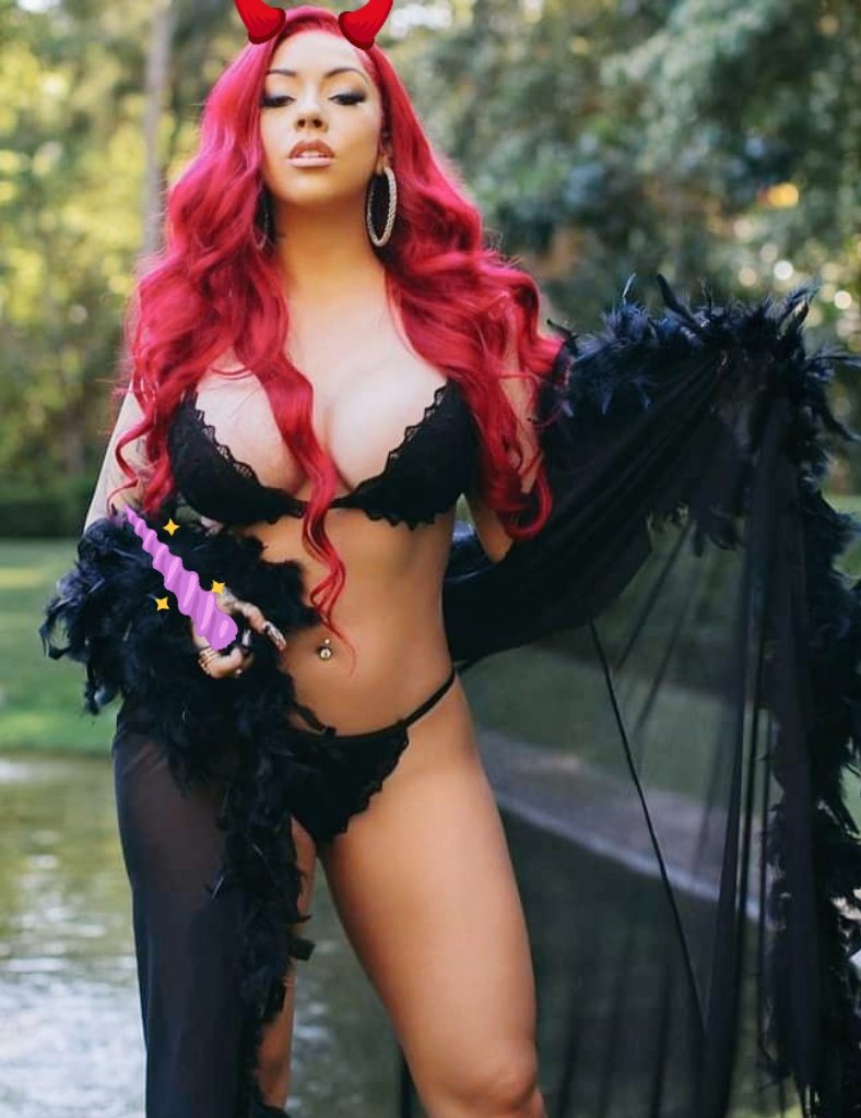 #salicerose #LatinaBeauty #latinaexposed #bodyart https://t.co/eeo0PEBzfv