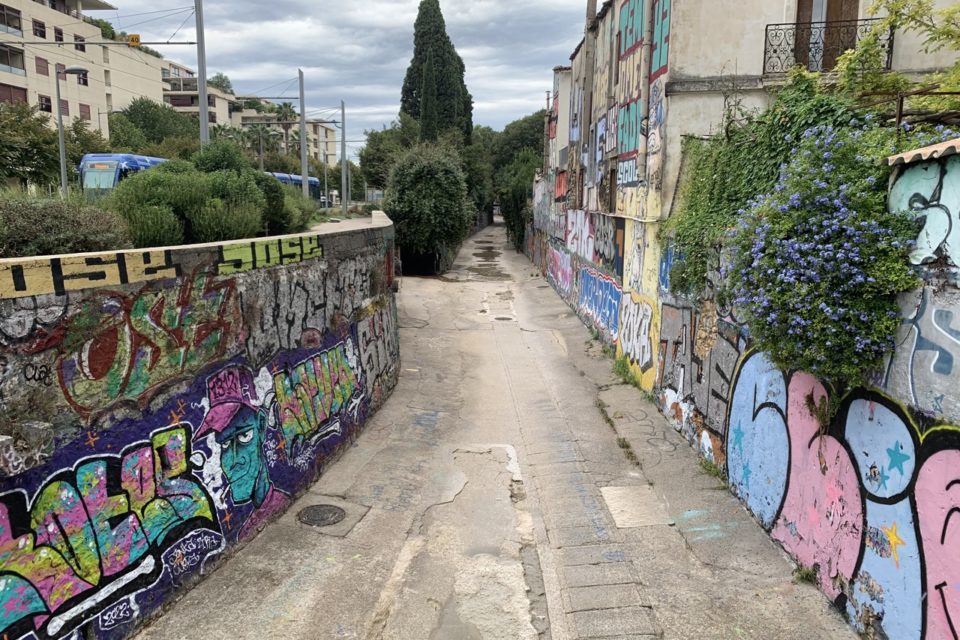 myMetropolitain's tweet photo. #Montpellier. Pollution : une canalisation a cédé, entraînant le déversement d’eaux usées dans le #Verdanson : un barrage provisoire est dressé. Par ailleurs, l’alerte aux cyanobactéries est levée pour le #Lez.
https://t.co/AgcAAKYdXL https://t.co/NMs7nVvQt4
