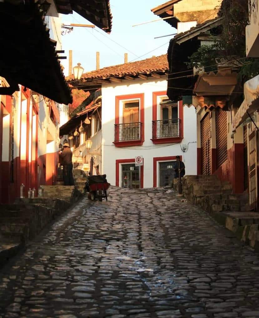 turisteandopueb's tweet photo. Visita este fin de semana en el pueblo mágico de Cuetzalan del Progreso Puebla. https://t.co/02xWkL9Ylz