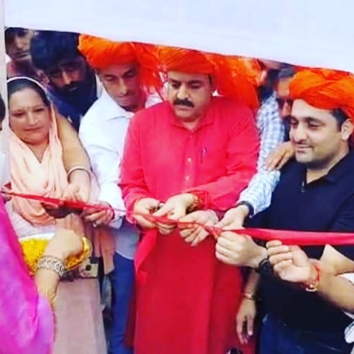 nag_saraf's tweet photo. जिला की तहसील भमाग के गांव सुरजनधार में स्थित धार्मिक तथा आस्था का केंद्र नाग देवता स्थान पर शुक्रवार से तीन दिवसीय वार्षिक मेले की शुरुआत की गई।मेले के पहले दिन ग्रामीण खेल कबड्डी का आयोजन किया गया https://t.co/ALTk9w9KXx