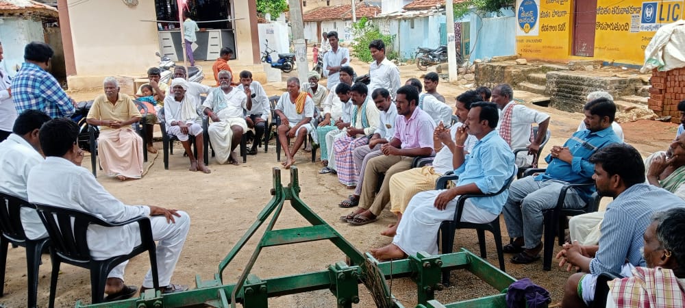 MedakSveep's tweet photo. An awareness campaign was organised by the Panchayath Secretaries on voter enrollment &amp; Aadhar authentication under SVEEP activities across the district. @ECISVEEP @CEO_Telangana @ACLB_Medak @Collector_MDK @Mdk_Addl_Coll https://t.co/6u2mg7BwV5