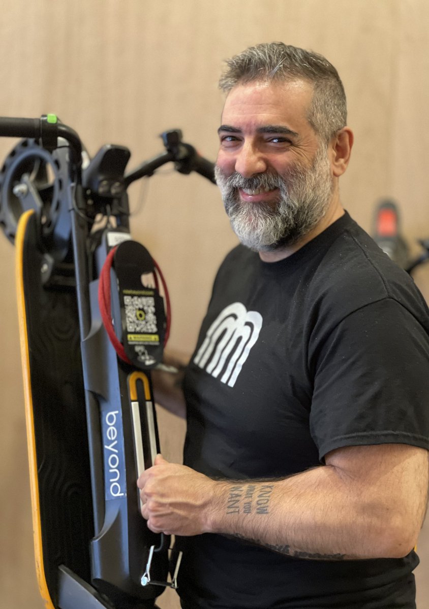supermanuelsaez's tweet photo. I can’t wait for the @MicromobilityCo  conference  🚲 🛴 🏍 🛵  been wearing this T for a week 🤷🏻 @ride_beyond https://t.co/6FEW8XI60z