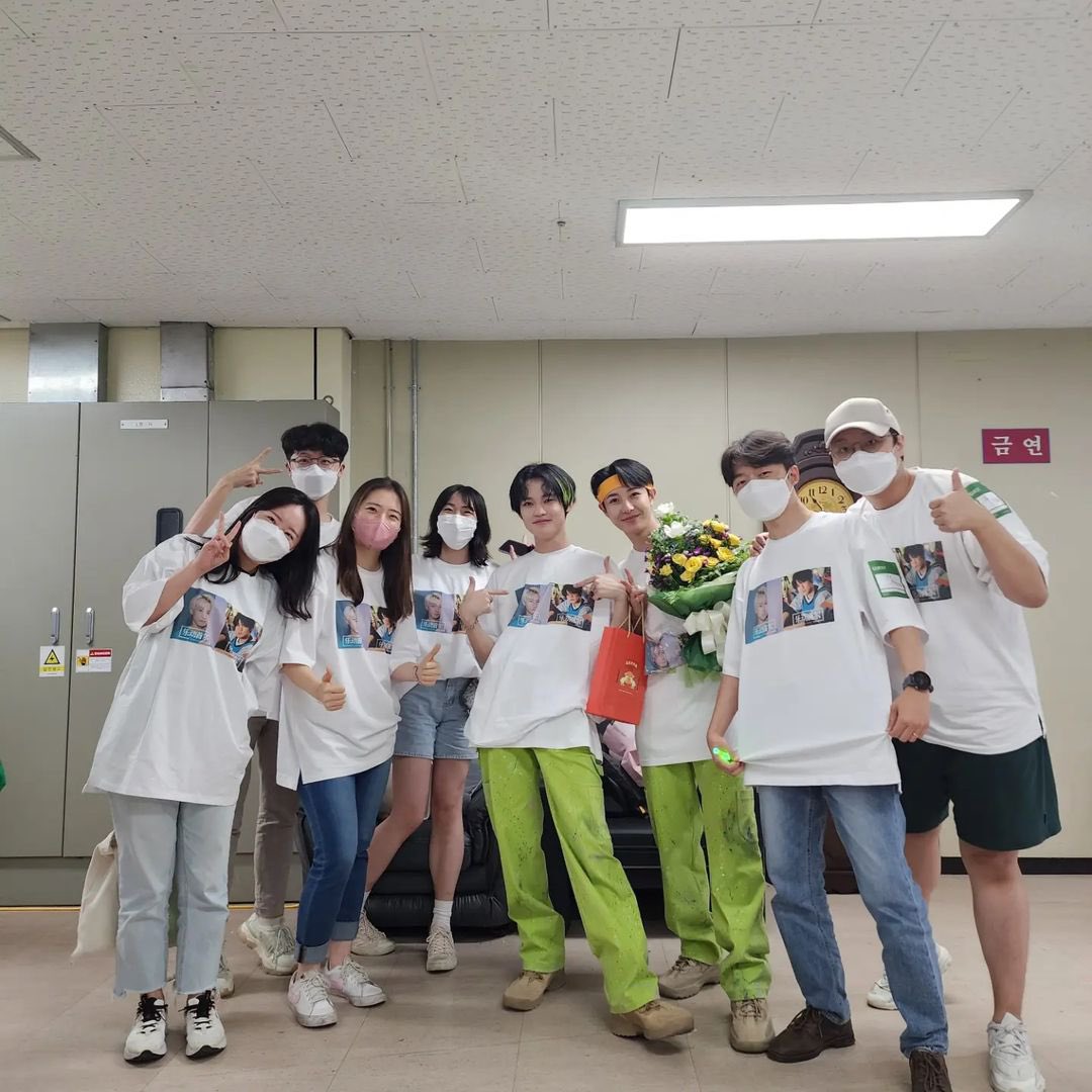 dupaingrestt's tweet photo. I personally think that we should gather all together and process (cry) these pictures during next scheduled space, since yk-
#littlesunstreehole https://t.co/UHYMNSJG3O