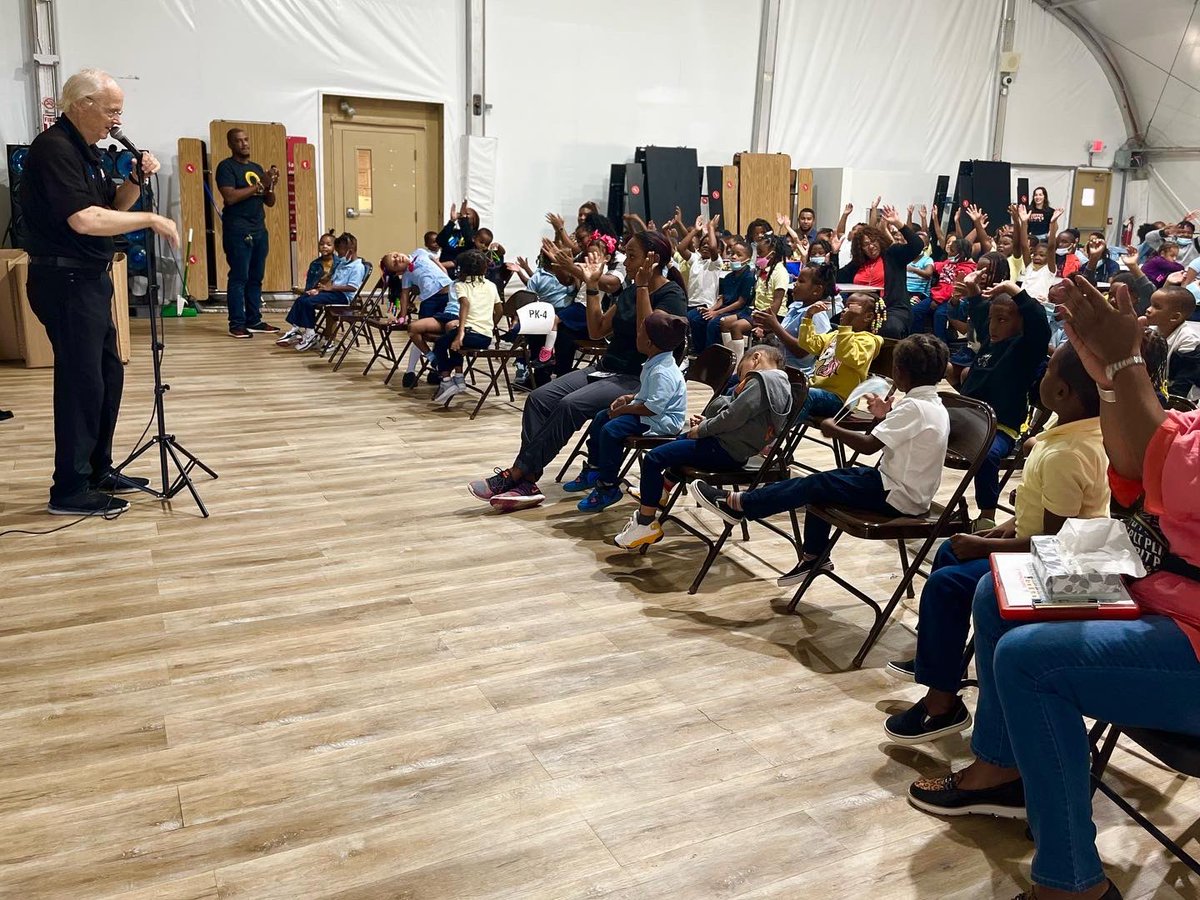 Whitlock ES tweet media