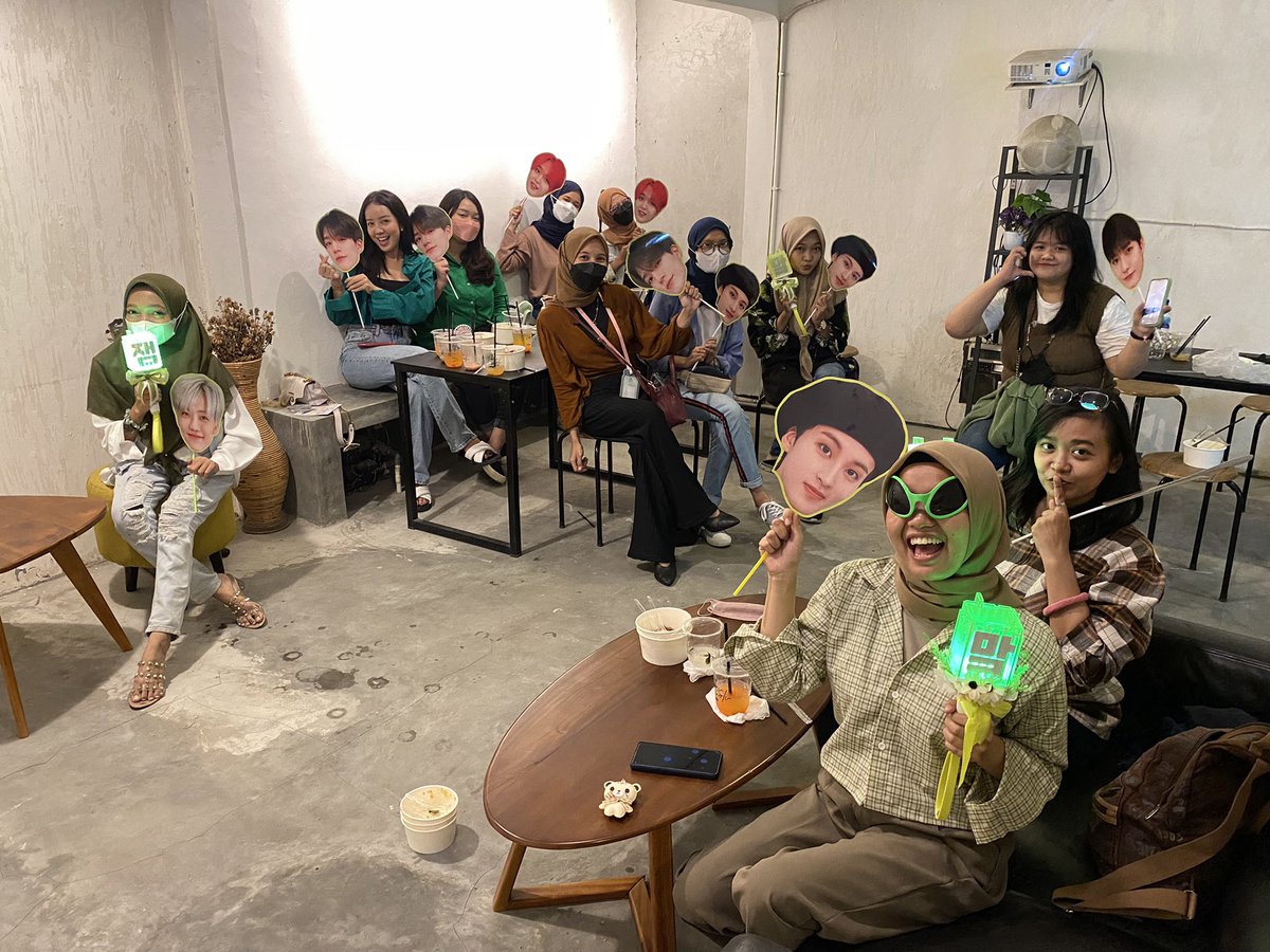 d_elapan's tweet photo. NOBAR NCT DREAM TOUR “THE DREAM SHOW 2” 
📍@sate_taichan8 Tangerang

cc: @nemesist_id 

#NCT #NCTDREAM #NCTZEN #NCTZENINA #NCTDREAM_THEDREAMSHOW2 #THEDREAMSHOW2 https://t.co/YlCJ3GSLLg
