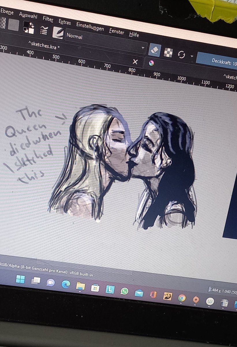 ThatCheesecake3's tweet photo. @shareocs I litteraly saw the notification pop up about it when I drew my two queens. (They are not related. No worries.) https://t.co/58CxbpMLmd
