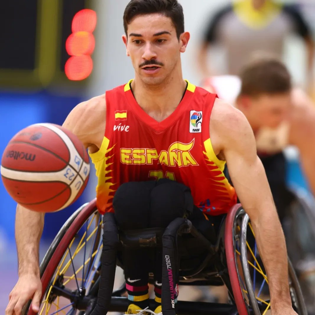 FEDDF (@fededdf) on Twitter photo Las mejores imágenes del partidazo entre España y Canadá con victoria (38-83) de nuestro #TeamESP
Dos de dos!!! Invictos en el Mundial sub23 de #BSR de Phuket
Mañana tercer partido contra Turquía
🏀🏀🏀
📸 <a href="/_IWBF/">IWBF ➡ #WheelchairBasketball</a> Las mejores imágenes del partidazo entre España y Canadá con victoria (38-83) de nuestro #TeamESP
Dos de dos!!! Invictos en el Mundial sub23 de #BSR de Phuket
Mañana tercer partido contra Turquía
🏀🏀🏀
📸 <a href="/_IWBF/">IWBF ➡ #WheelchairBasketball</a>