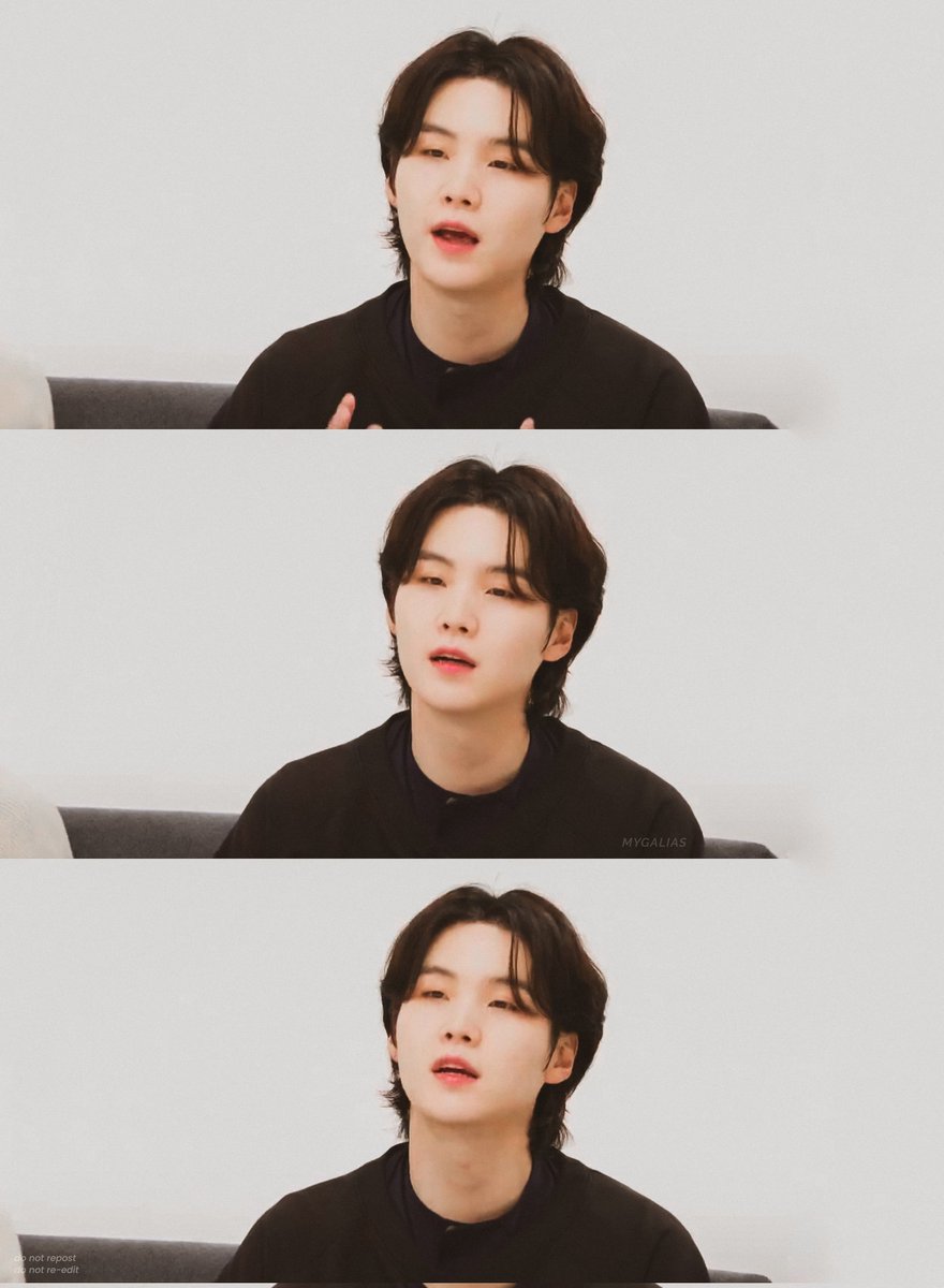 mygalias's tweet photo. can't help falling in love with you ♡ https://t.co/YSYdprdTfU