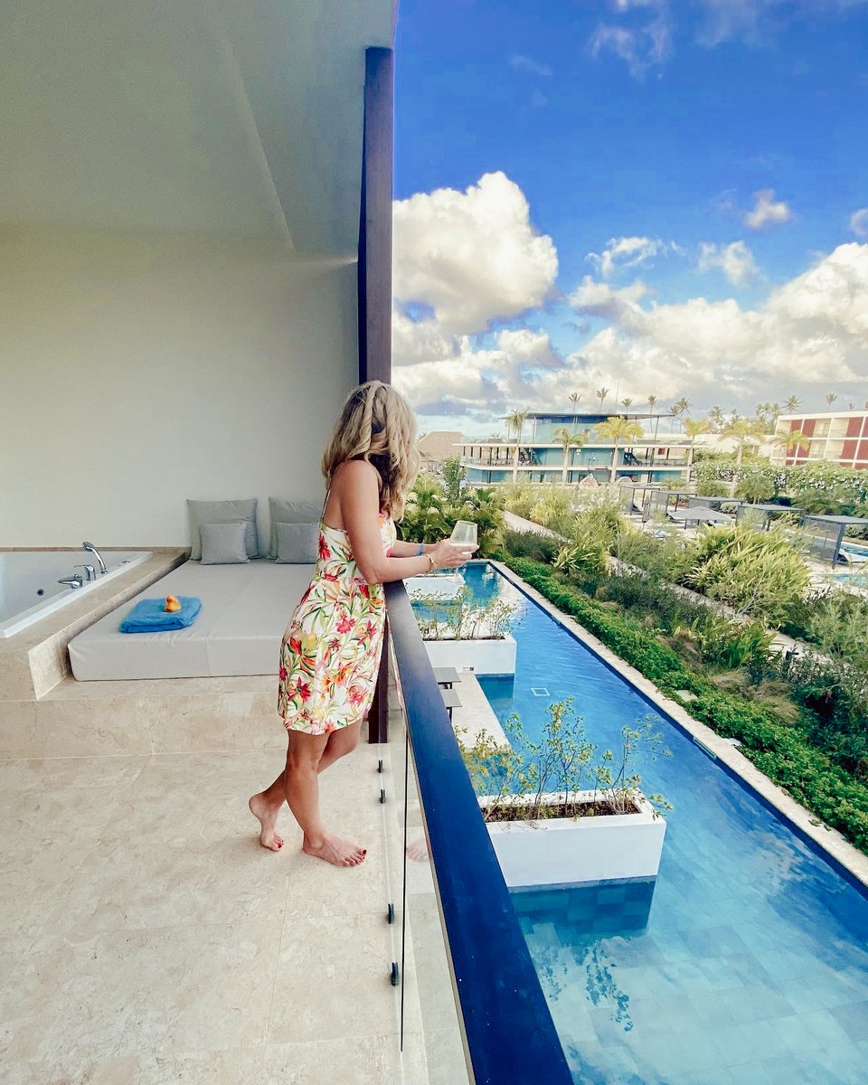 Funjet Vacations tweet media