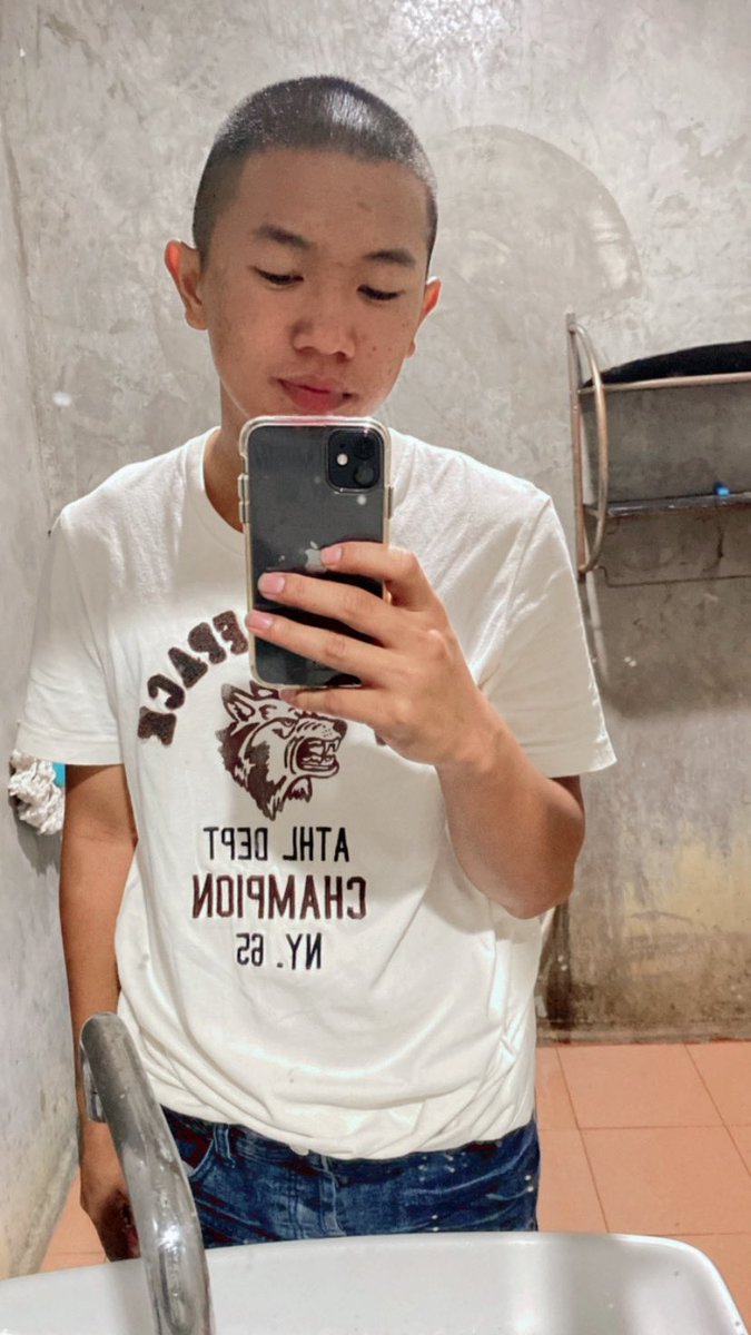 Atthacha8's tweet photo. น่าตาแบบเราพอจะคบกับใครได้ใหม#ชอบผู้หญิง#โสด#สระบุรี#แก่งคอย❤️ https://t.co/pz2V3QB3BH