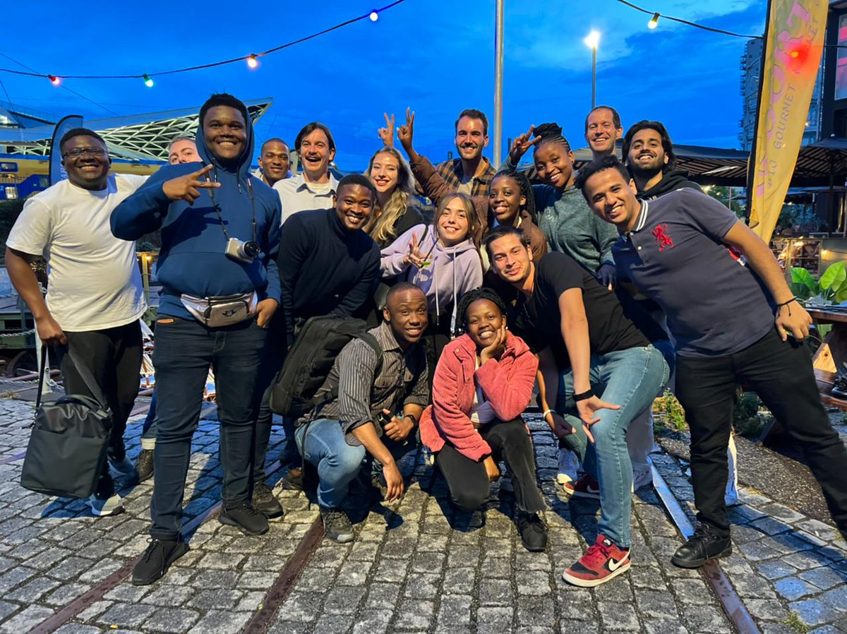 Monnatsoko_ZA's tweet image. A day in a student life #WeareFontys #UpCycleChallenge #CoCreateMyCity #Netherlands #SouthAfrica @NesoSouthAfrica @go2uj @WitsUniversity @Fontys @NLinSouthAfrica @SA_Embassy_NL