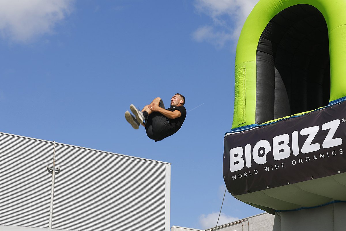 ExpogrowFR's tweet photo. ❤️ SUCCÈS de l'EXTREM-JUMP de @biobizzwwo dans notre espace extérieur. L'avez-vous déjà essayé ?

#activites #biobizz #extremjump #inflatable #jump #attraction #expogrow https://t.co/AJ6kZDMtXp