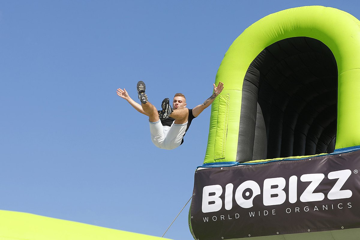 ExpogrowFR's tweet photo. ❤️ SUCCÈS de l'EXTREM-JUMP de @biobizzwwo dans notre espace extérieur. L'avez-vous déjà essayé ?

#activites #biobizz #extremjump #inflatable #jump #attraction #expogrow https://t.co/AJ6kZDMtXp