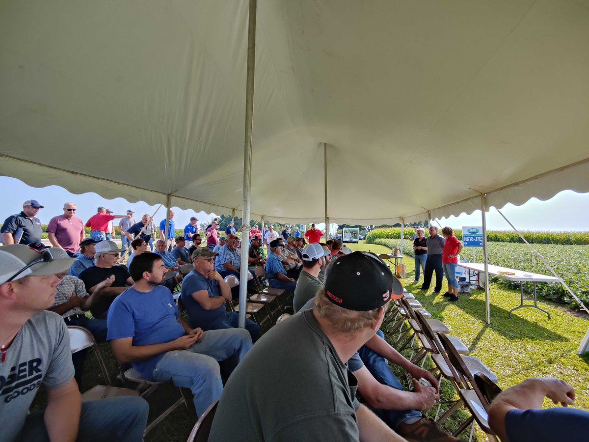 Now, beat that! @AugmentaAg demo day in a field over at Wisconsin attracting more than a hundred participants!