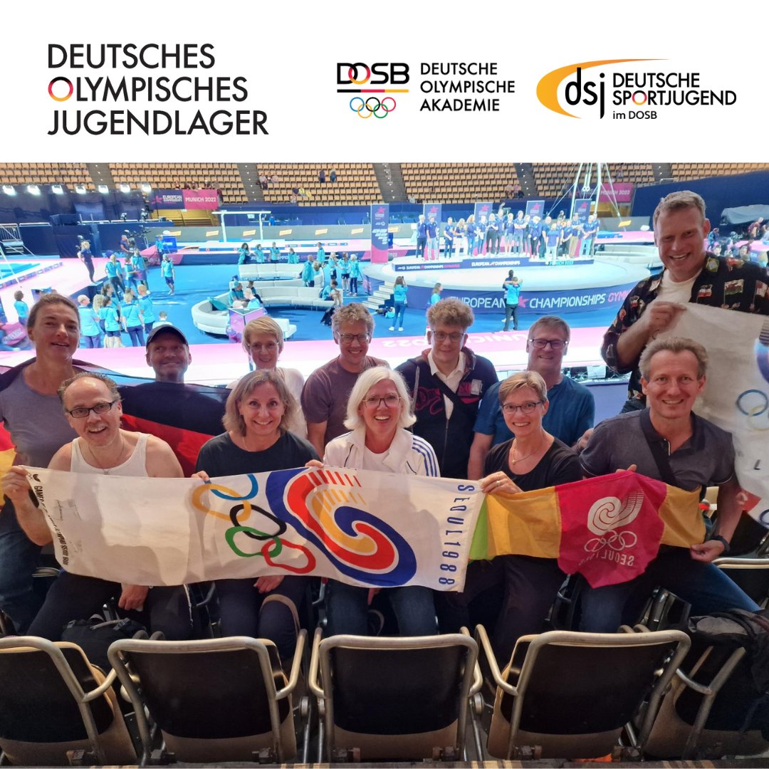 dsj4sport's tweet photo. 1988 nahm eine ca. 50-köpfige Delegation am Internationalen Olympischen Jugendlager in Seoul teil. Anlässlich von @ECMunich2022 haben sich 15 ehemalige Teilnehmende entschlossen nach München zu reisen und dort ein Wiedersehen zu feiern. @DeuOA #DOJL
🔗https://t.co/Xzh9t2GhX8 https://t.co/KwHvB7Ce2J