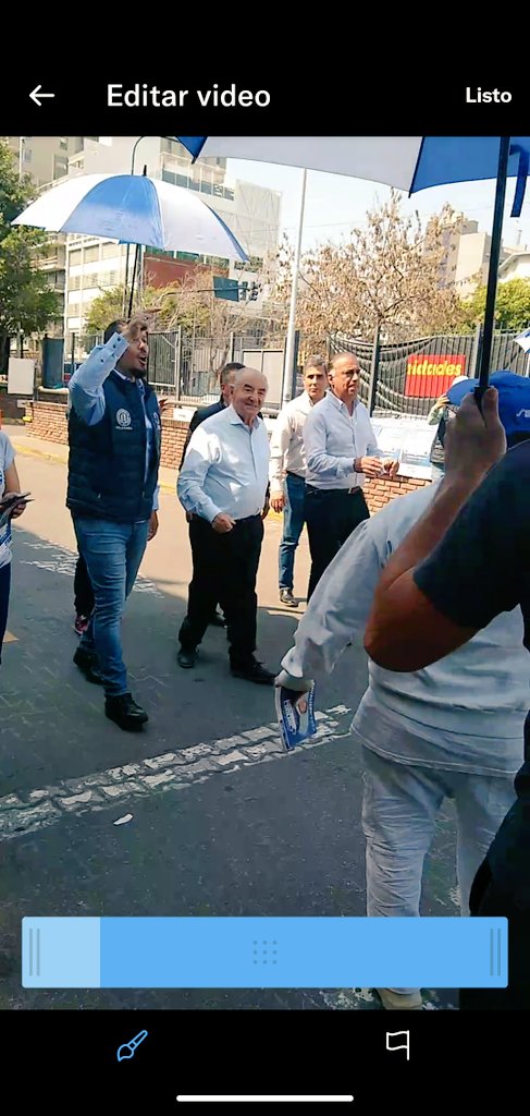 Una jornada diferente,  un día excelente para recordar en Carrefour 220 . 🍀
La visita de nuestro secretario general Armando Cavallieri y el subsecretario Carlos Pérez . ✌️

#SoySec
#SoyAzul
#SoyMilitanciaLealtad💙