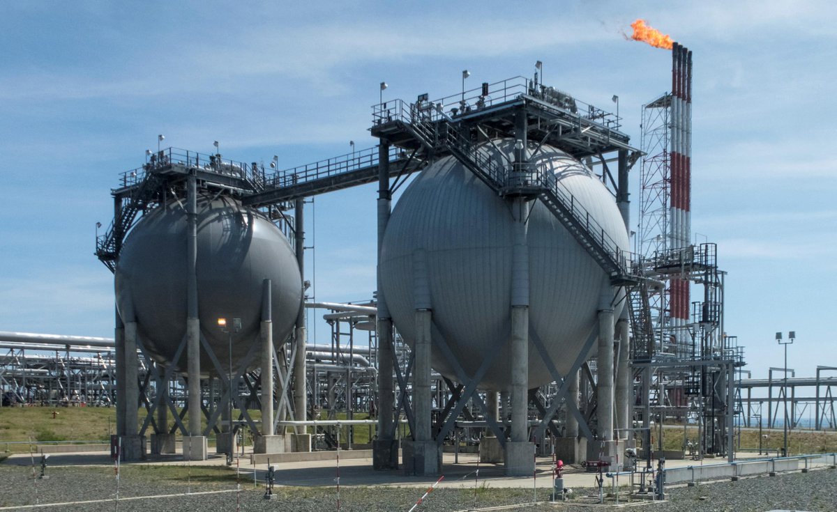 destandaard's tweet photo. België haalt eerste slag thuis over prijsplafond voor gas https://t.co/Hnmnn36kTP https://t.co/yzLdFw2ugt