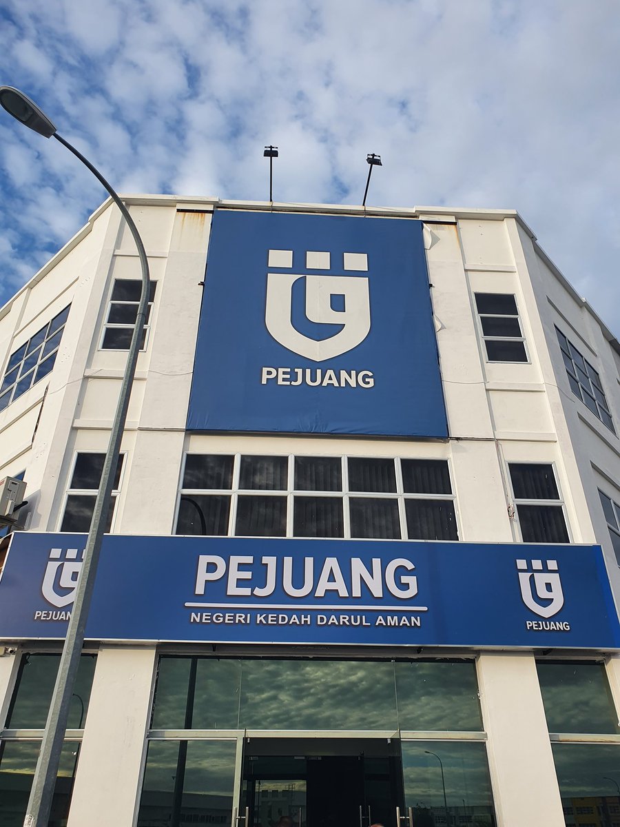 PmKedah_'s tweet photo. PEJABAT PARTI PEJUANG TANAH AIR NEGERI KEDAH https://t.co/rq2c3cRjUQ