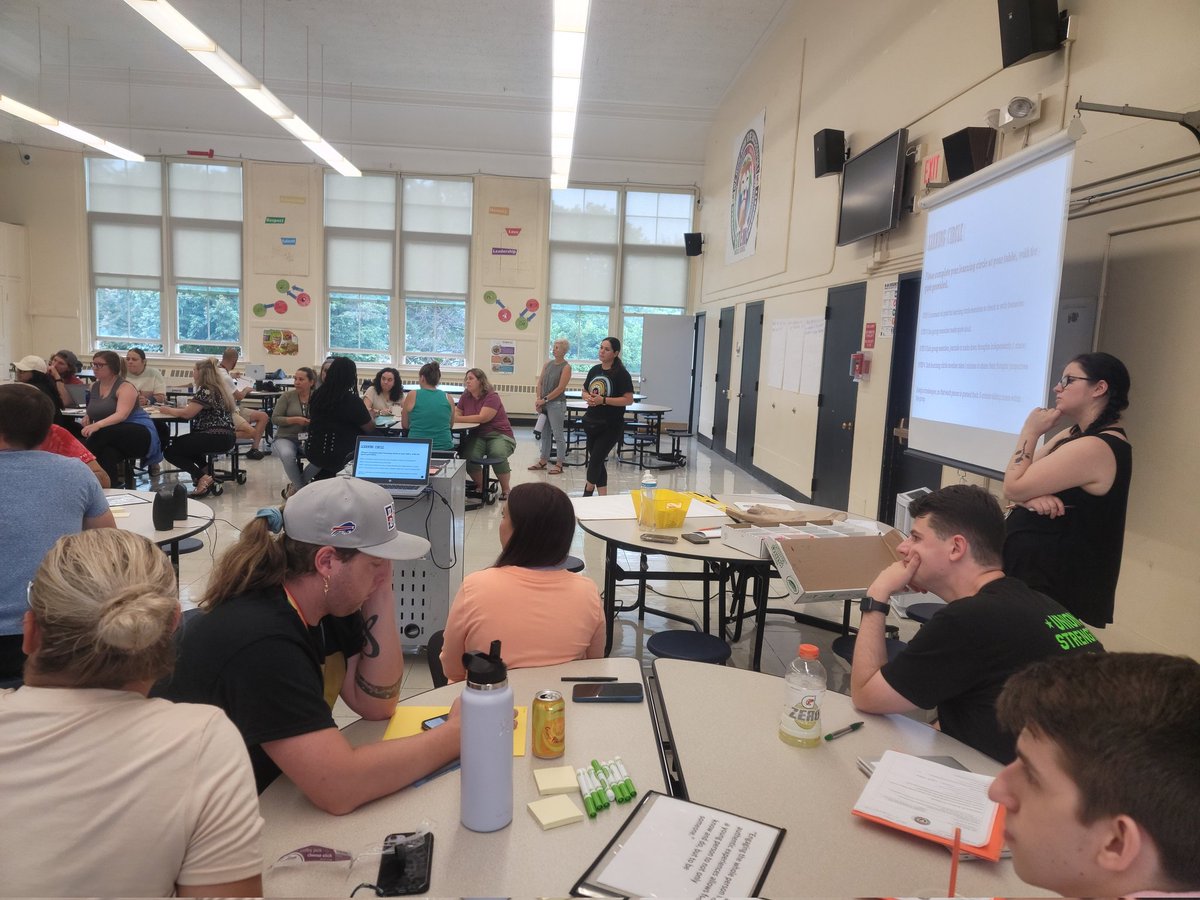 STEMatBlodgett's tweet photo. Syracuse STEM Community, 
Our teachers and staff attended various professional development opportunities to lead students to success for the 2022-2023 school year. #GoSTEMLions #SCSDPL #SCSDSuccess @STEMatBlodgett @SyracuseSchools https://t.co/oOBaXPrUOP