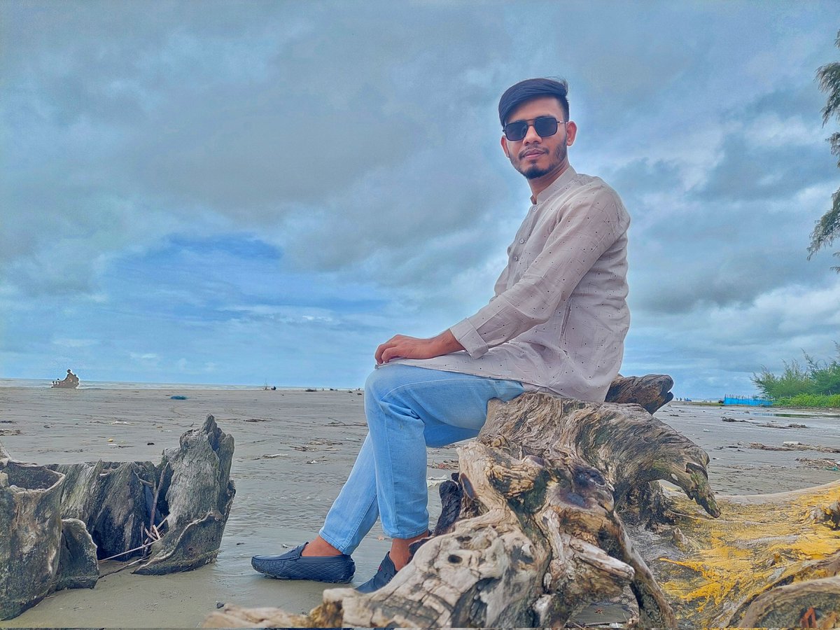ShahedulMamun's tweet photo. Thy only way to be happy is to love❤️❤️🥰 https://t.co/KAeBqdUE93
