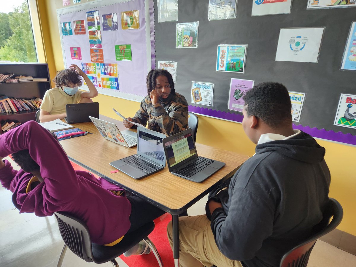 BrantonYMS's tweet image. JCY ELA teachers are using MAP data to design personalized learning experiences for our students.@RonGarlington #smallgroupinstruction #datainformedinstruction #personalizedlearning