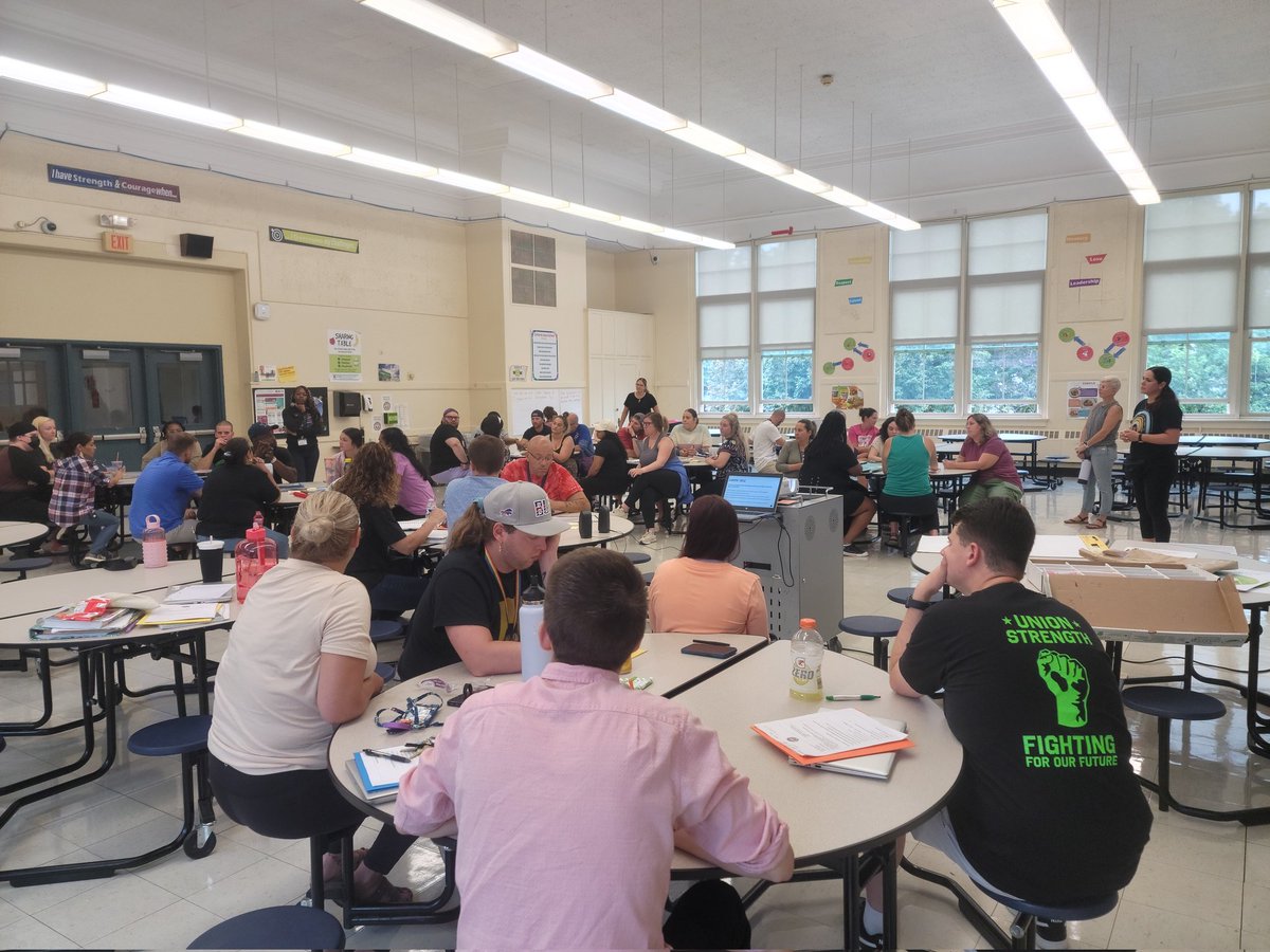 STEMatBlodgett's tweet photo. Syracuse STEM Community, 
Our teachers and staff attended various professional development opportunities to lead students to success for the 2022-2023 school year. #GoSTEMLions #SCSDPL #SCSDSuccess @STEMatBlodgett @SyracuseSchools https://t.co/Z8Wv9RpNkC