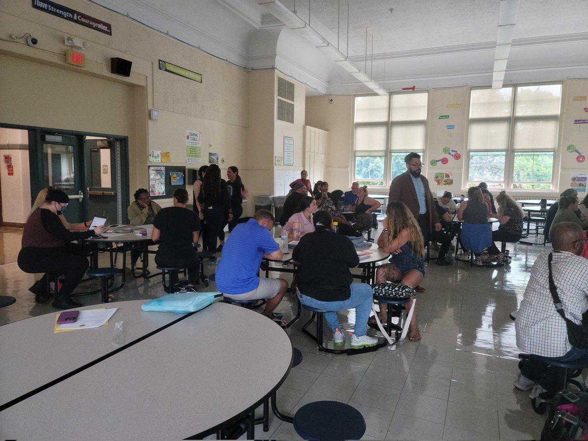 STEMatBlodgett's tweet photo. Syracuse STEM Community, 
Our teachers and staff attended various professional development opportunities to lead students to success for the 2022-2023 school year. #GoSTEMLions #SCSDPL #SCSDSuccess @STEMatBlodgett @SyracuseSchools https://t.co/Z8Wv9RpNkC