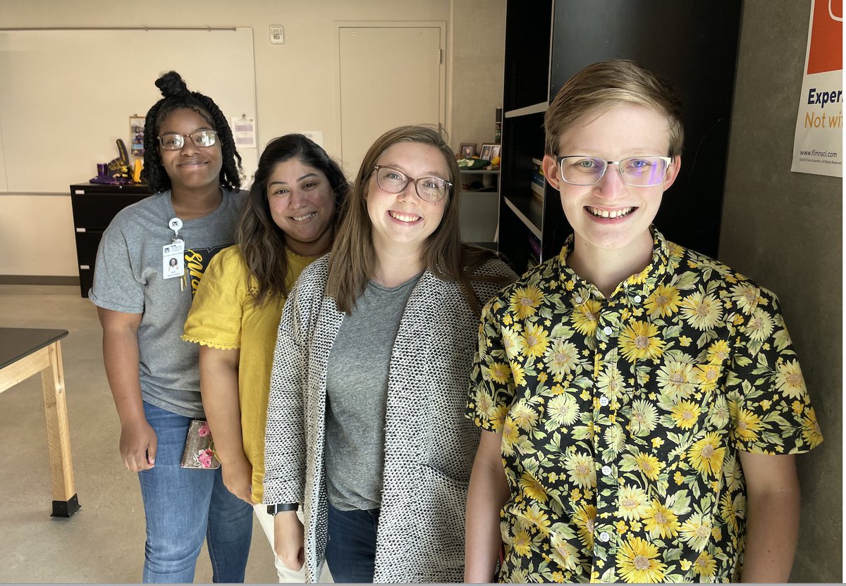 I can't believe it's been only a month since this terrific crew of interns joined us <a href="/NKCSchools/">NKC Schools</a>! They are already doing so much to support students in their schools and making us all better. 🥳🙌 #MoSchoolPsychsCan #schoolpsychology #appic