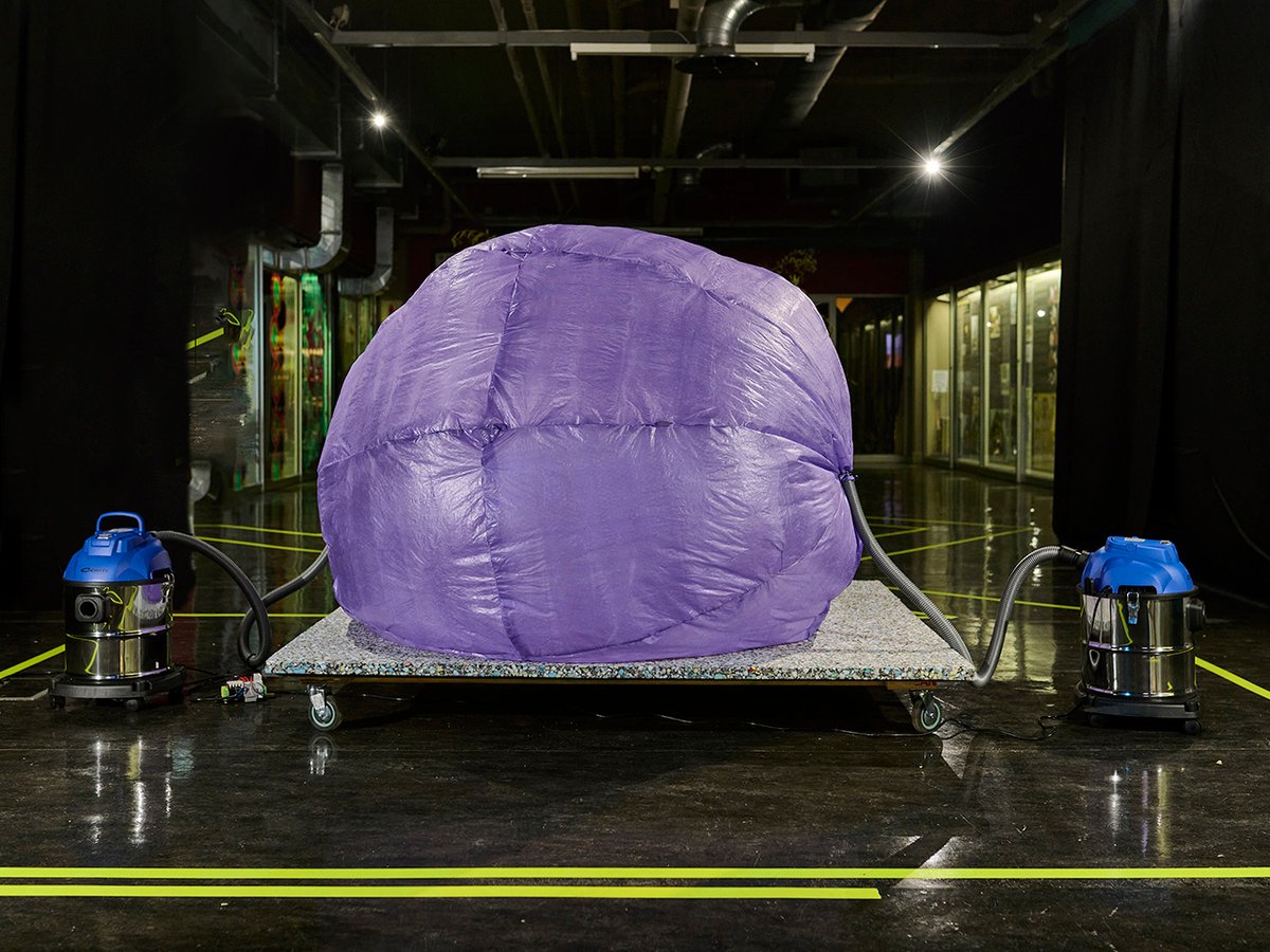 efluxeducation's tweet photo. POOL presents “Nina Barnett and Jeremy Bolen: On Breathing,” September 7–30, 2022.

A walkabout with Nina Barnett will be held September 11, 2022.

#onbreathing
#ninabarnett
#jeremybolen
@POOL_space

https://t.co/plYS58LZg6 https://t.co/vsH4wCDb8Q