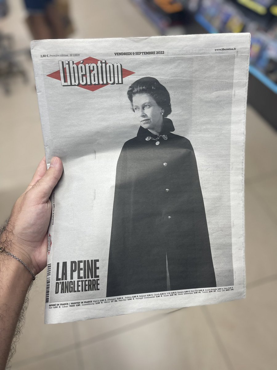 UgoDLC's tweet photo. La plus belle une du jour : sobre et élégante. #QueenElizabeth https://t.co/2EIxHJ5g8h