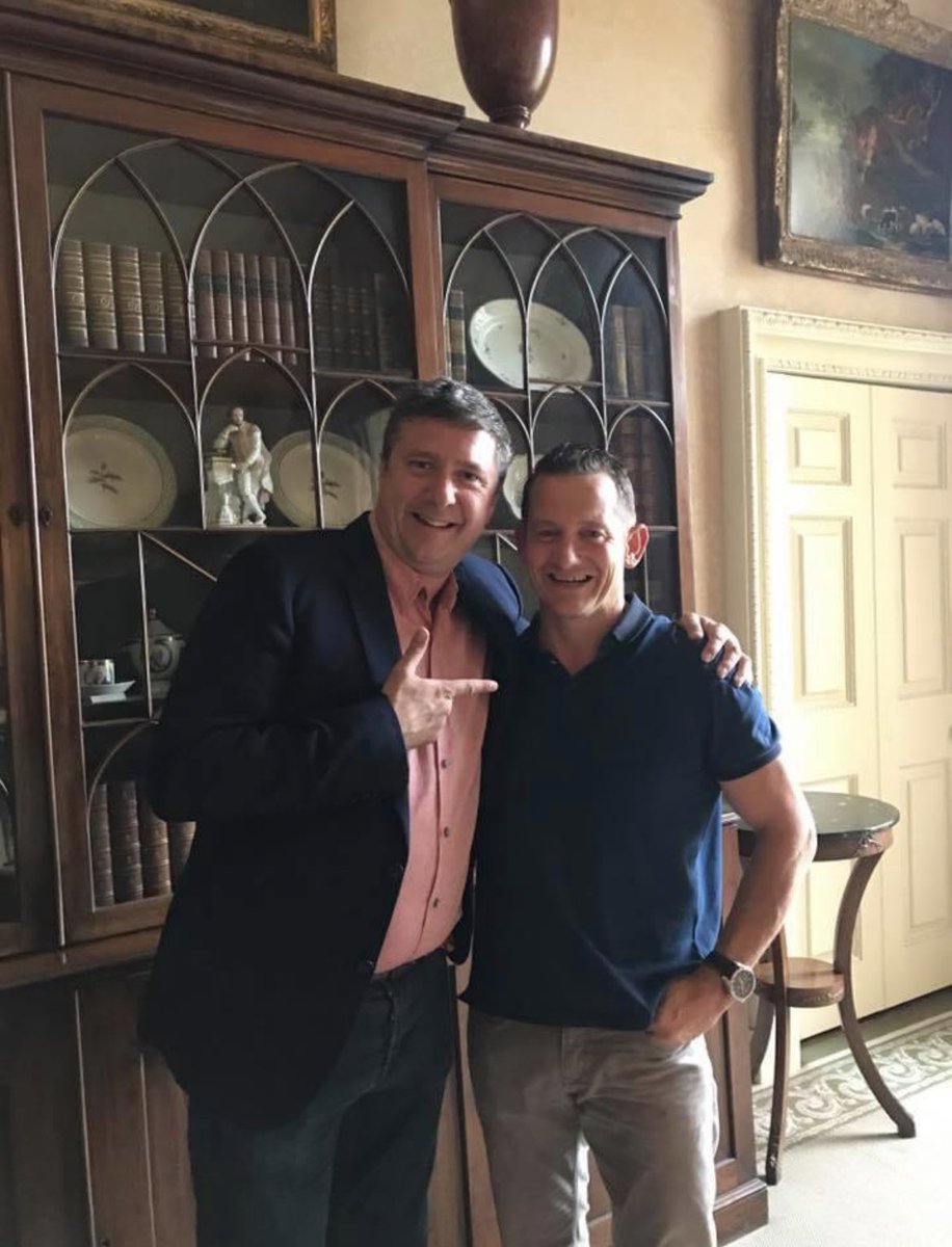 Shnowboarder's tweet photo. Great to catch up with David Croft after 5 years @askcrofty @CroftyF1 https://t.co/qamo1LMBpU