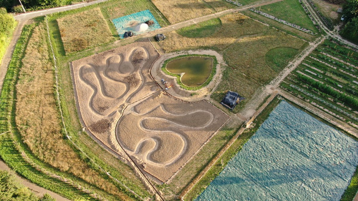 guerlain_nft's tweet photo. Next to the 28 hectares dedicated to the rewild conservation project the experimental garden at the Vallée de la Millière (France) is taking shape. https://t.co/jq1hKdR8od