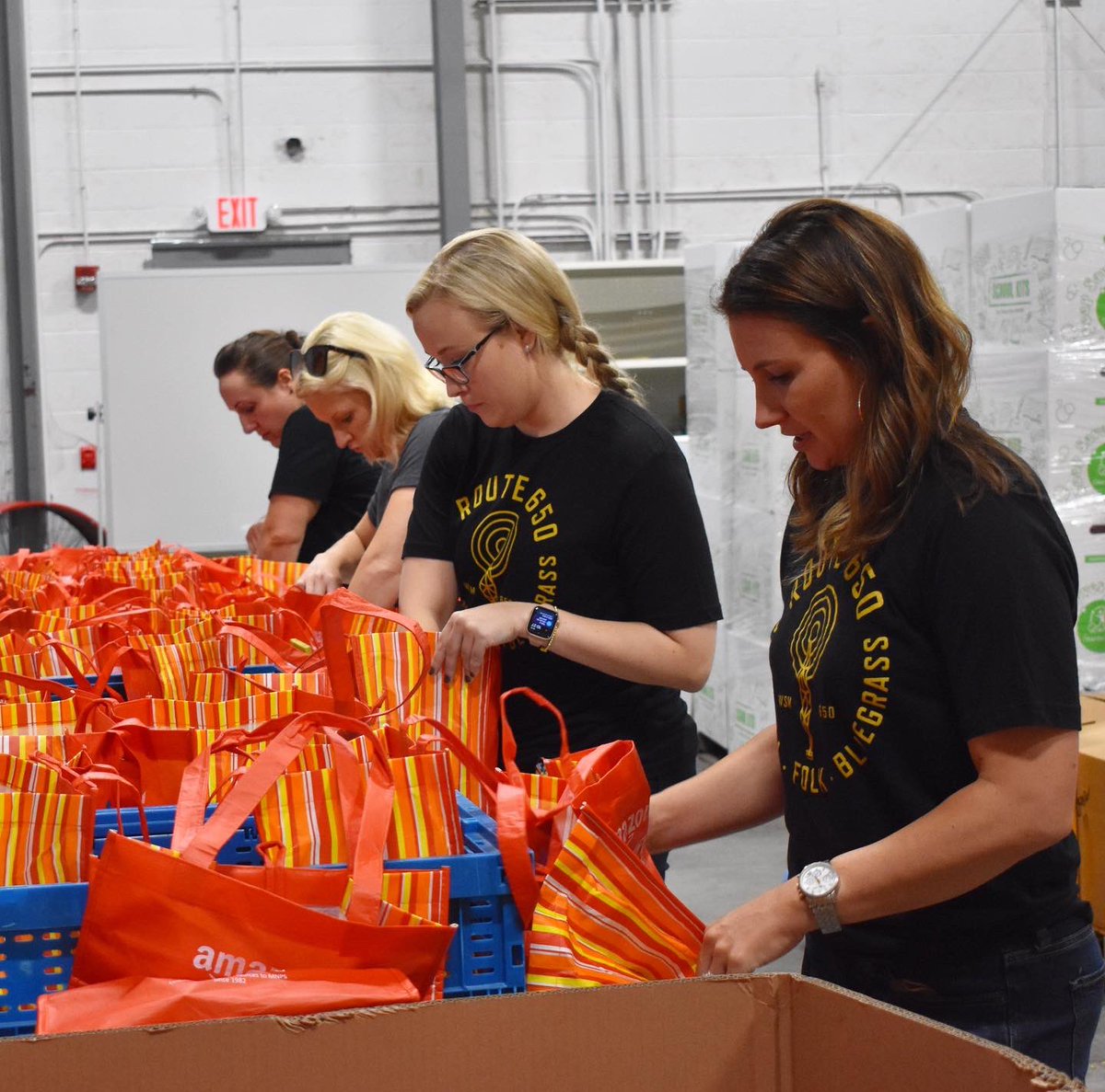 PENCIL4Schools's tweet photo. #FBF to all the preparation that went into the opening of our new Antioch #DGPENCILBox store. Special thank you to the #RymanHospitality volunteers, who came out last month, to sort and package supplies for the new store. The group also made a variety of fall favorites die cuts. https://t.co/BGdCFAapQJ