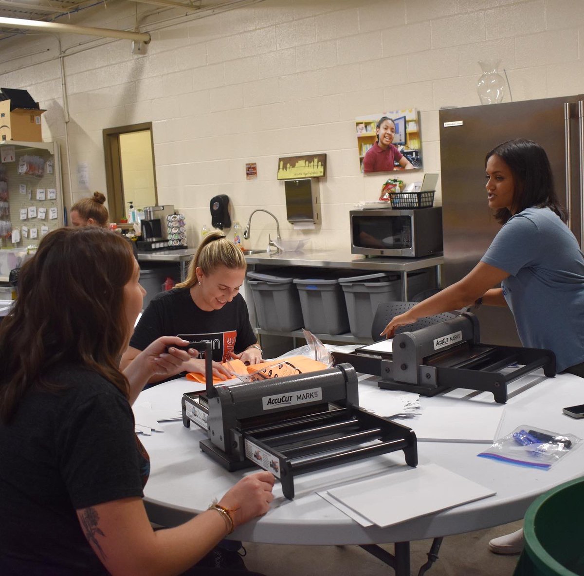 PENCIL4Schools's tweet photo. #FBF to all the preparation that went into the opening of our new Antioch #DGPENCILBox store. Special thank you to the #RymanHospitality volunteers, who came out last month, to sort and package supplies for the new store. The group also made a variety of fall favorites die cuts. https://t.co/BGdCFAapQJ