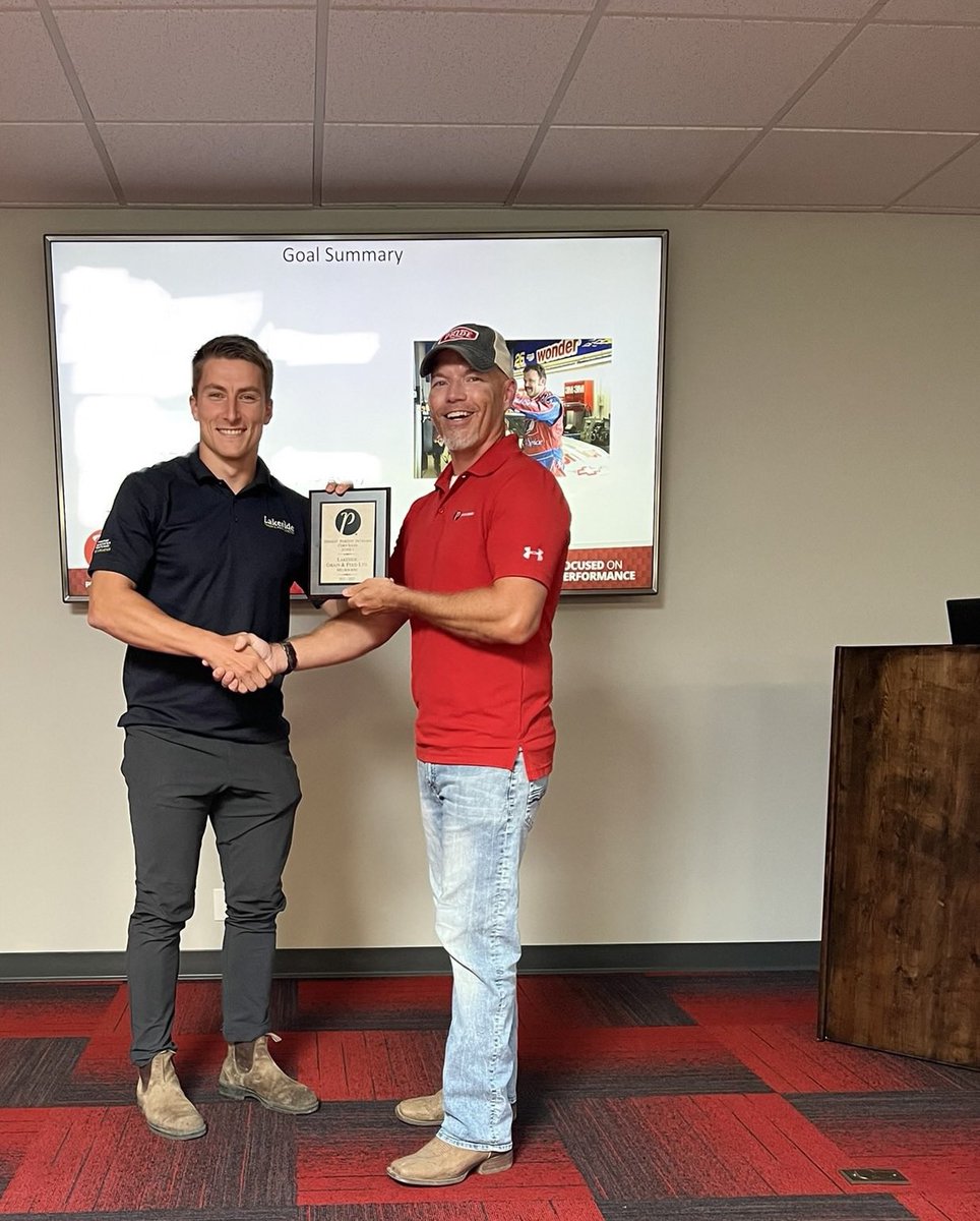 Honoured to have received the highest percent increase award for both corn &amp; soybeans from <a href="/PRIDESeeds/">PRIDE Seeds</a> this year. Another great lineup of varieties available for spring 2023, be sure to contact us to add some to your farm’s mix. <a href="/Lakesidegrain/">Lakeside Grain & Feed Limited</a> <a href="/RyanSnobelen/">Ryan Snobelen</a> <a href="/chapple_mc/">Matt Chapple</a>