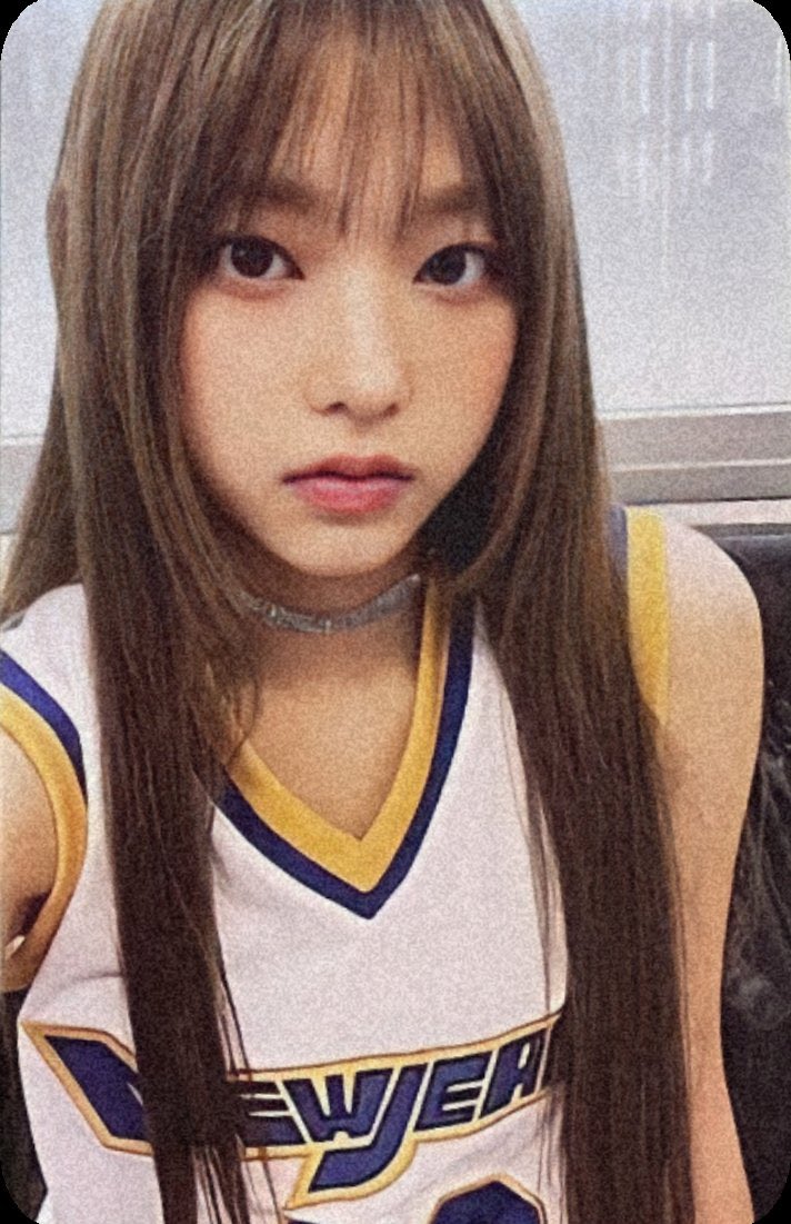 roses_for_ally's tweet photo. wtb lfs newjeans

Haerin bag pc &amp; weverse ver c
— on hand only!
— can do 3 days dop sana
— any condi; will get lowest offer
— has flash exp (i can book)
— dm for offers!

Help rt juseyo💖

new jeans wv album pc https://t.co/s2tHaWlAXz