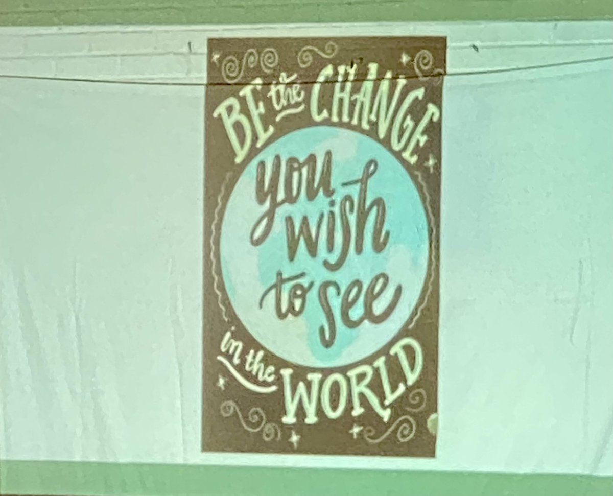 Stephanie Moore tweet media