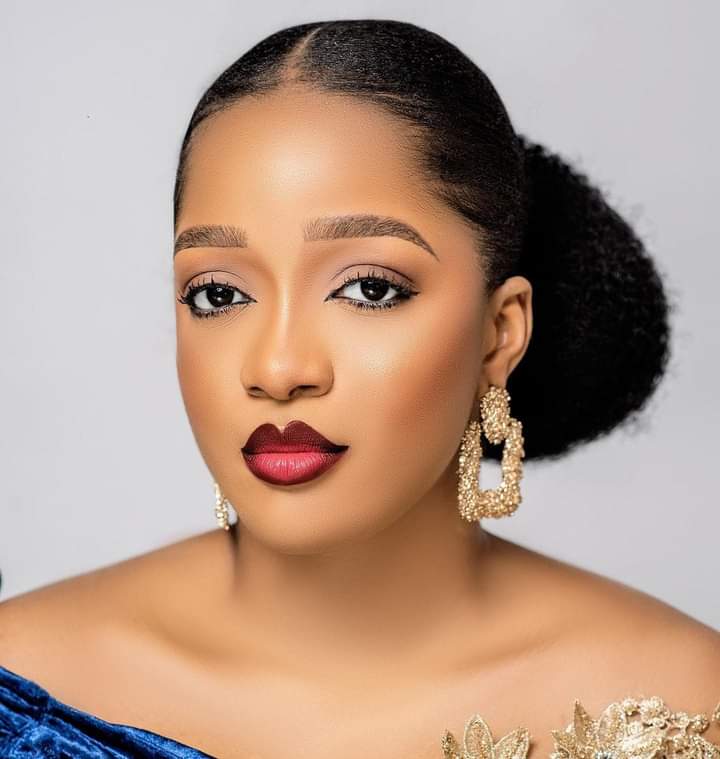 Goodwealthbasse's tweet photo. Rejoice Iwueze of Destined Kids (Joy Joy Joy) walking down the Aisle With Her Soul Mate as She Said Yes. 

Congratulations Rejoice Iwueze🎈

#iaminlovewithachurchgirl2022
#RejoicewithTayo22
#rejoice_iwuezeba 
#TeamGoodwealthMedia https://t.co/qMqTshrCI6
