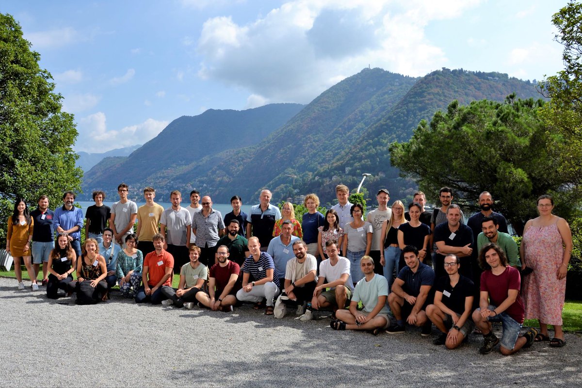 Anna Fischer tweet media