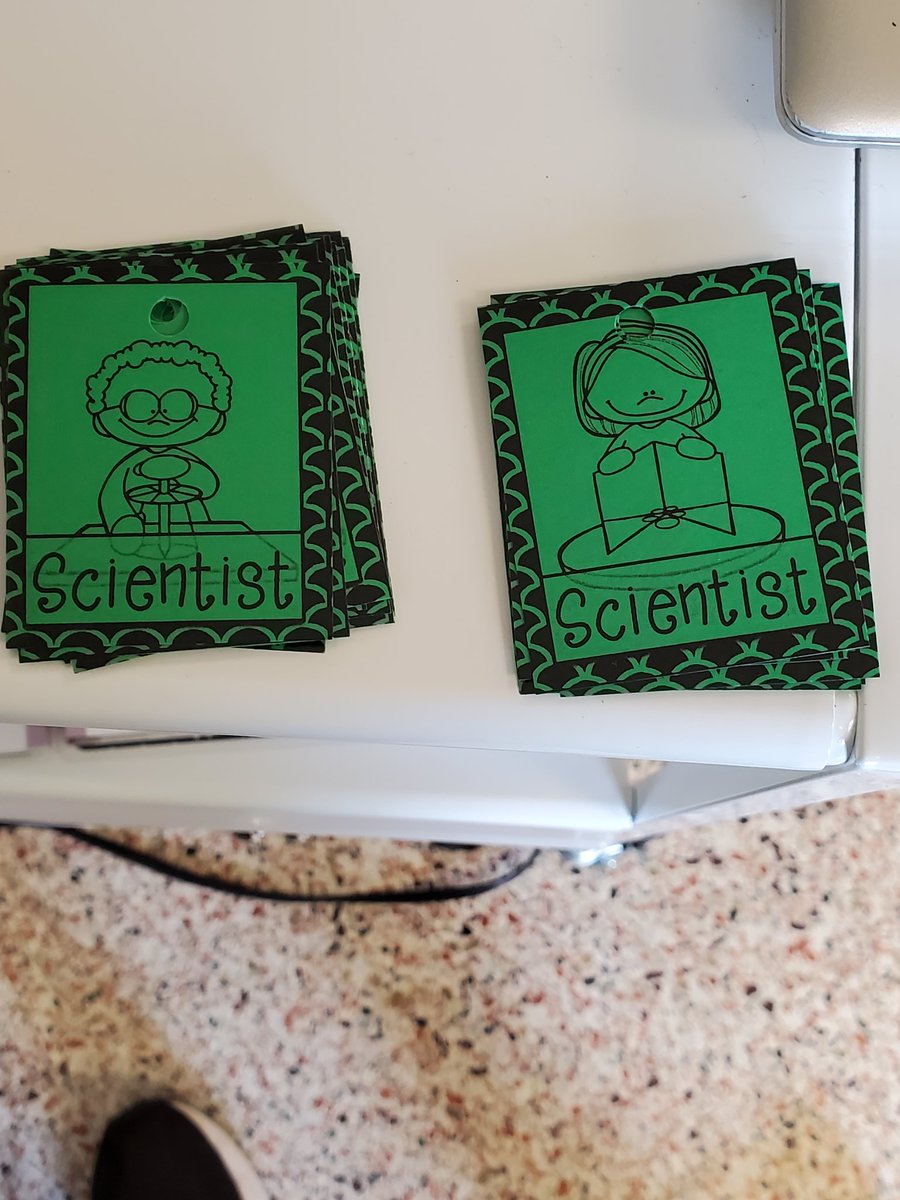 CrystalWill89's tweet photo. This week our 3rd, 4th, &amp; 5th graders have been showing off their STEM vocabulary skills with the STEM Vocabulary Scavenger Hunt Bingo from @VivifySTEM. They have LOVED it and it's been a great review and these groups have earned the scientist brag tag. #dedicateddavisdragons https://t.co/zzApXJtorI