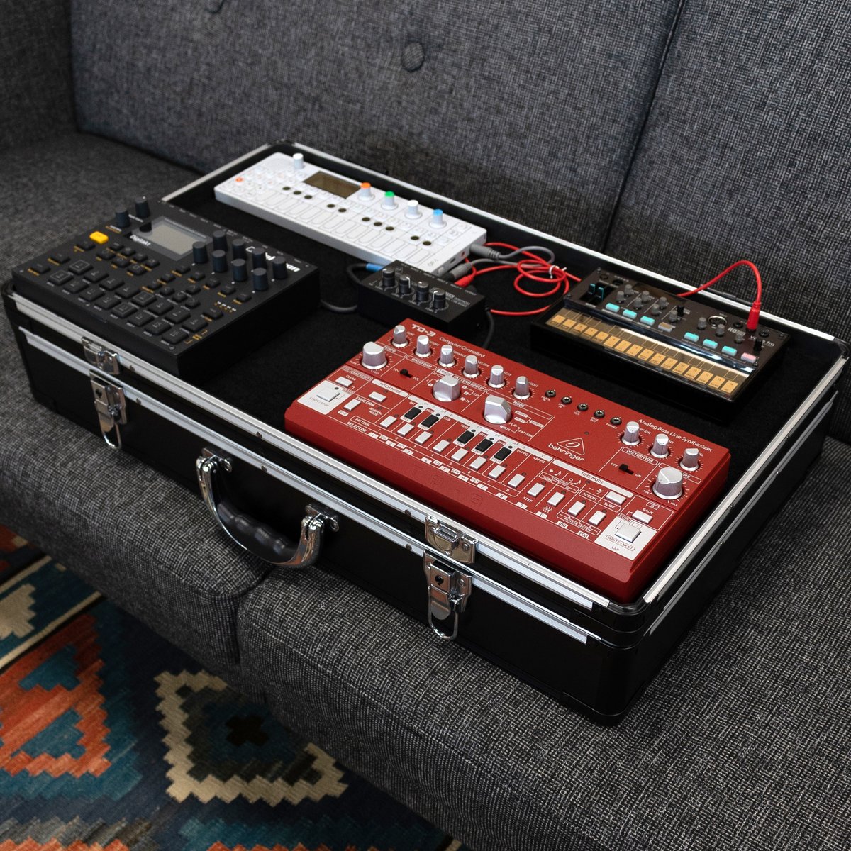 Have you checked out our new UNISON Performance Edition case yet? Whether you’re an electronic producer playing EDC, or a local musician playing a coffee shop, the Performance Edition has you covered!

Use Code: PERFORMANCE40 at checkout to get $40 OFF.

ecs.page.link/f5Wi3