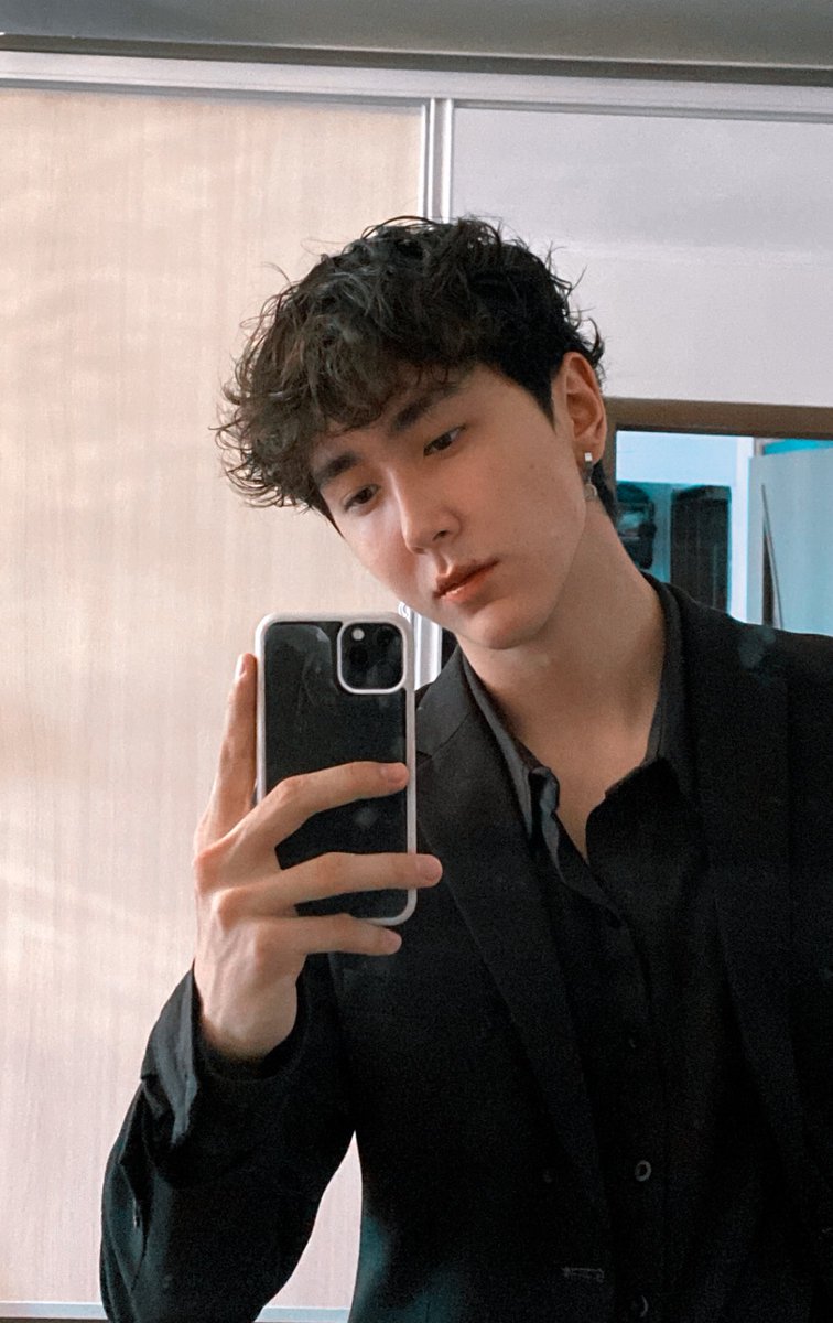 stenbyme's tweet photo. Miracle - is you. ✨ https://t.co/ZjqW7PwlYo