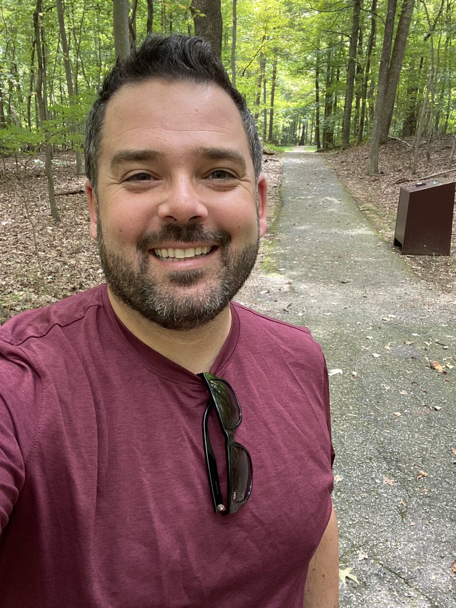 TimBuckleyWX's tweet photo. Alert! It’s safe to go outside again.
#fallair #niceday https://t.co/cwCkCXu0G3
