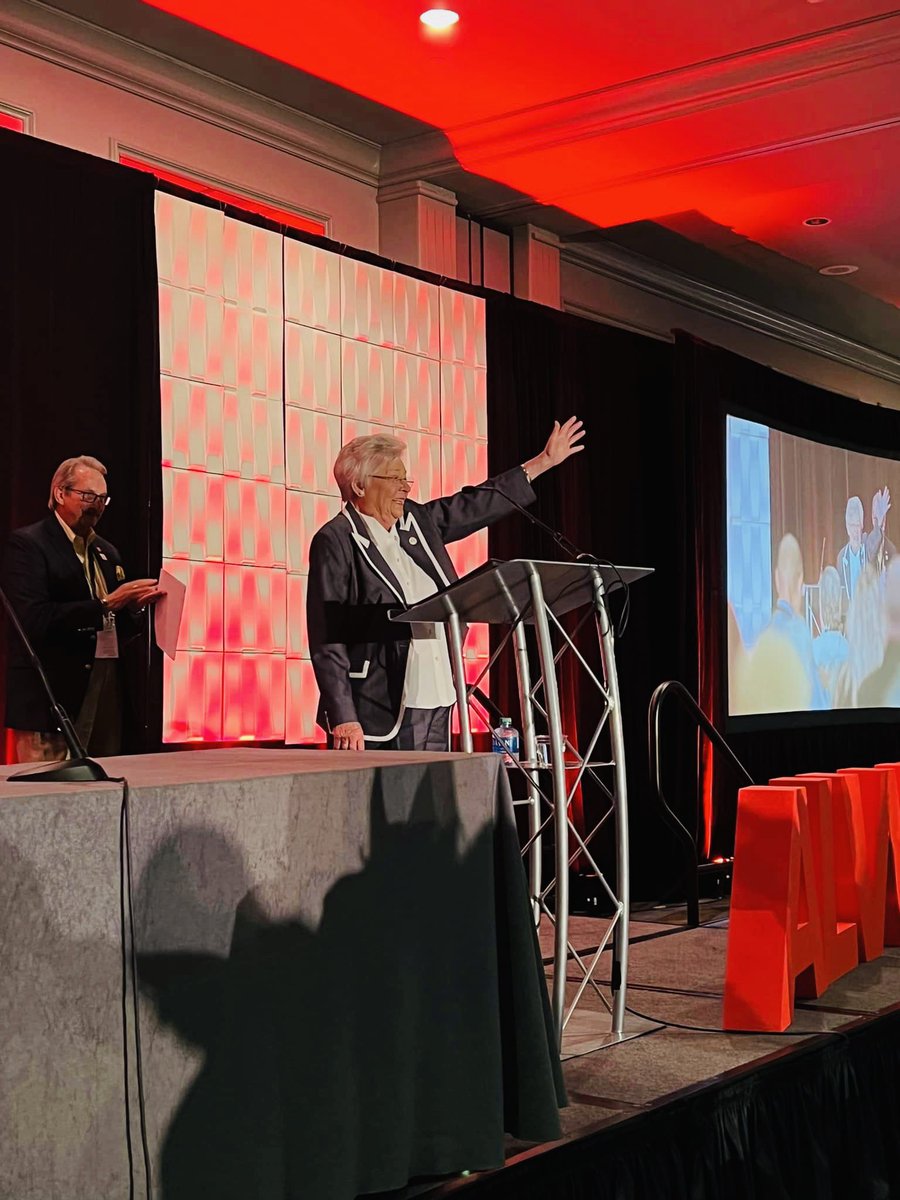 DrLaTonyaSibley's tweet photo. America works when everyone works! #AlabamaWorks 

@ALWorksSystem 
@AL_DECE @AlabamaDHR @AOA_Works 
@GovernorKayIvey 
#ALWKS22 #ADECE #WorkforceDevelopment https://t.co/jk6GYQQIOA