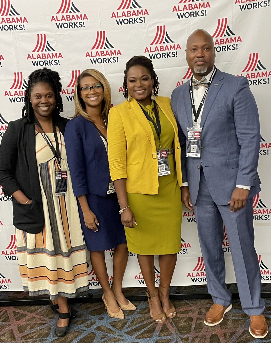 DrLaTonyaSibley's tweet photo. America works when everyone works! #AlabamaWorks 

@ALWorksSystem 
@AL_DECE @AlabamaDHR @AOA_Works 
@GovernorKayIvey 
#ALWKS22 #ADECE #WorkforceDevelopment https://t.co/jk6GYQQIOA