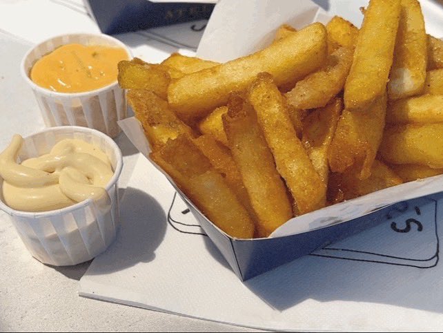 elquillodecadiz's tweet photo. #fritesatelier #gantes https://t.co/l5wN1oAqvz
