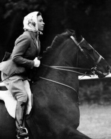 What an inspiration. Rest in peace Your Majesty. Thank you for providing the greatest moments in my life as a sculptor and for the example you set for us all. instagr.am/p/CiSkfevIwbE/